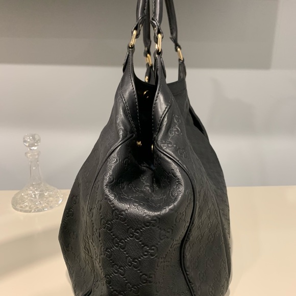 Authentic Gucci Bag - Picture 3 of 11